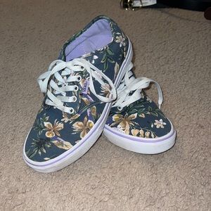Vans- 8